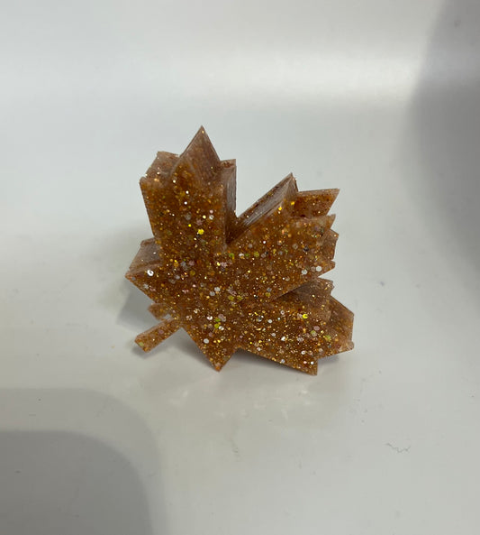 “Maple Leaf Topper”